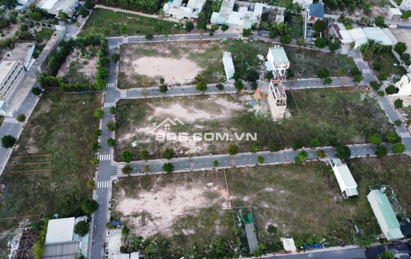 Đầu tư 900 triệu sở hữu 2 nền đất gần sân bay Long Thành